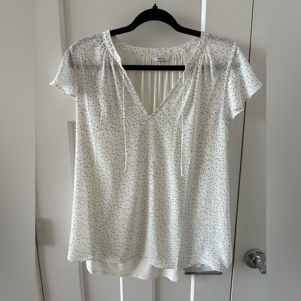 Reitmans Short Sleeve Polka Dot Blouse